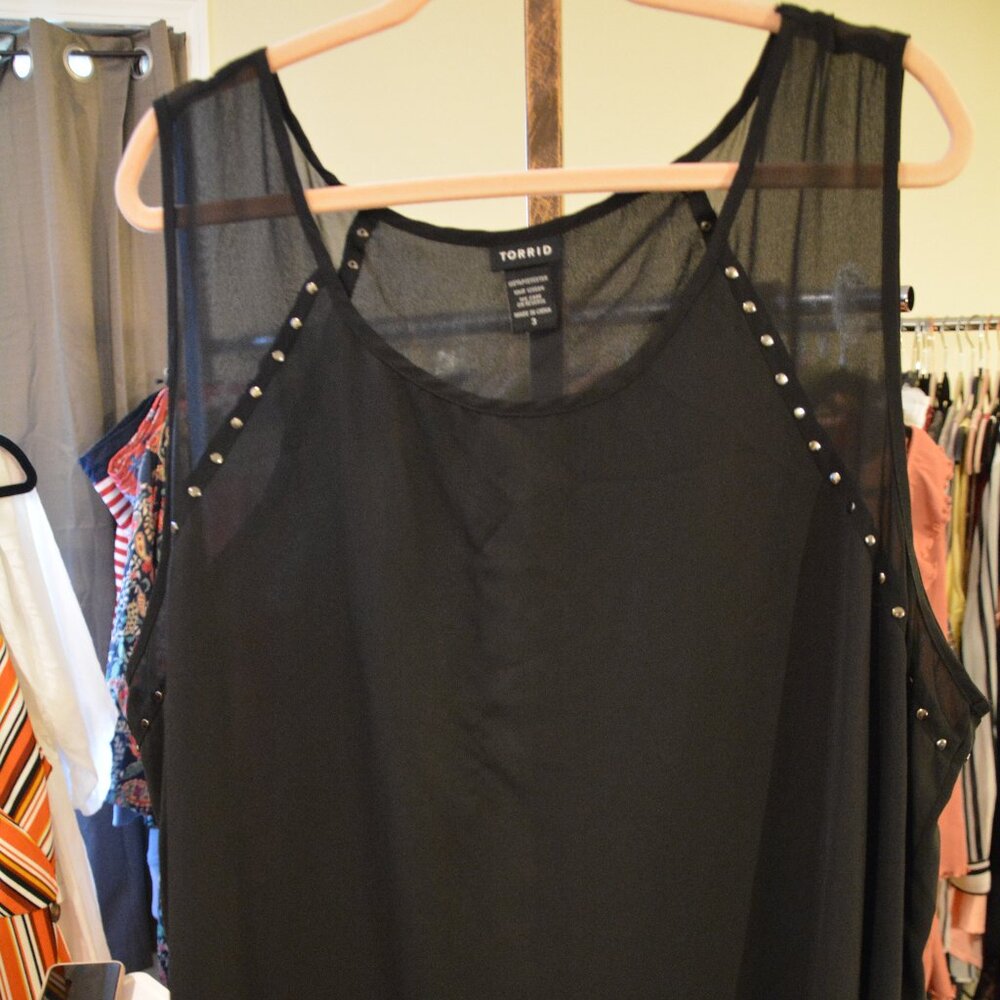 🖤 Torrid Size 3 Black Sleeveless Top – NWOT 🖤